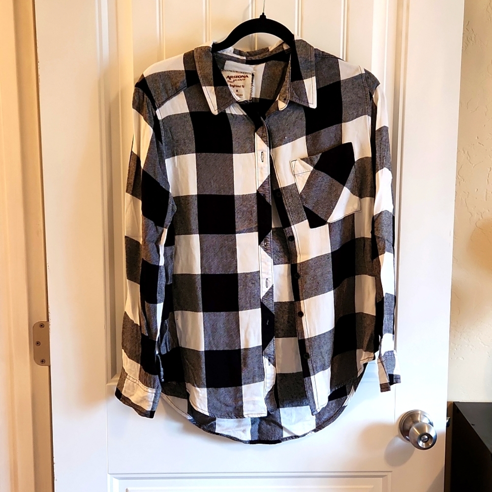 Button down plaid like new